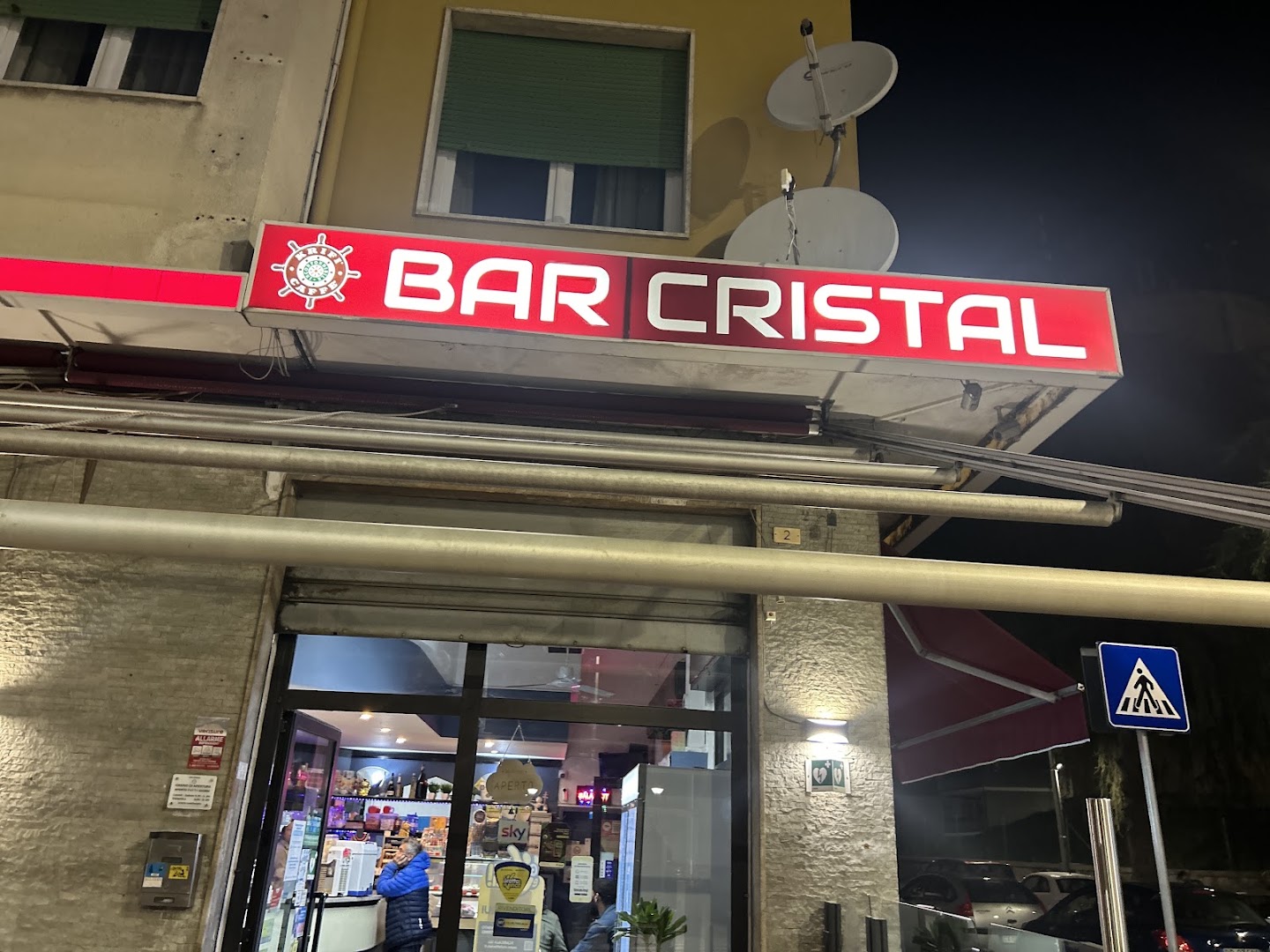 ZHOU JANG LI E C. SAS BAR CRISTAL