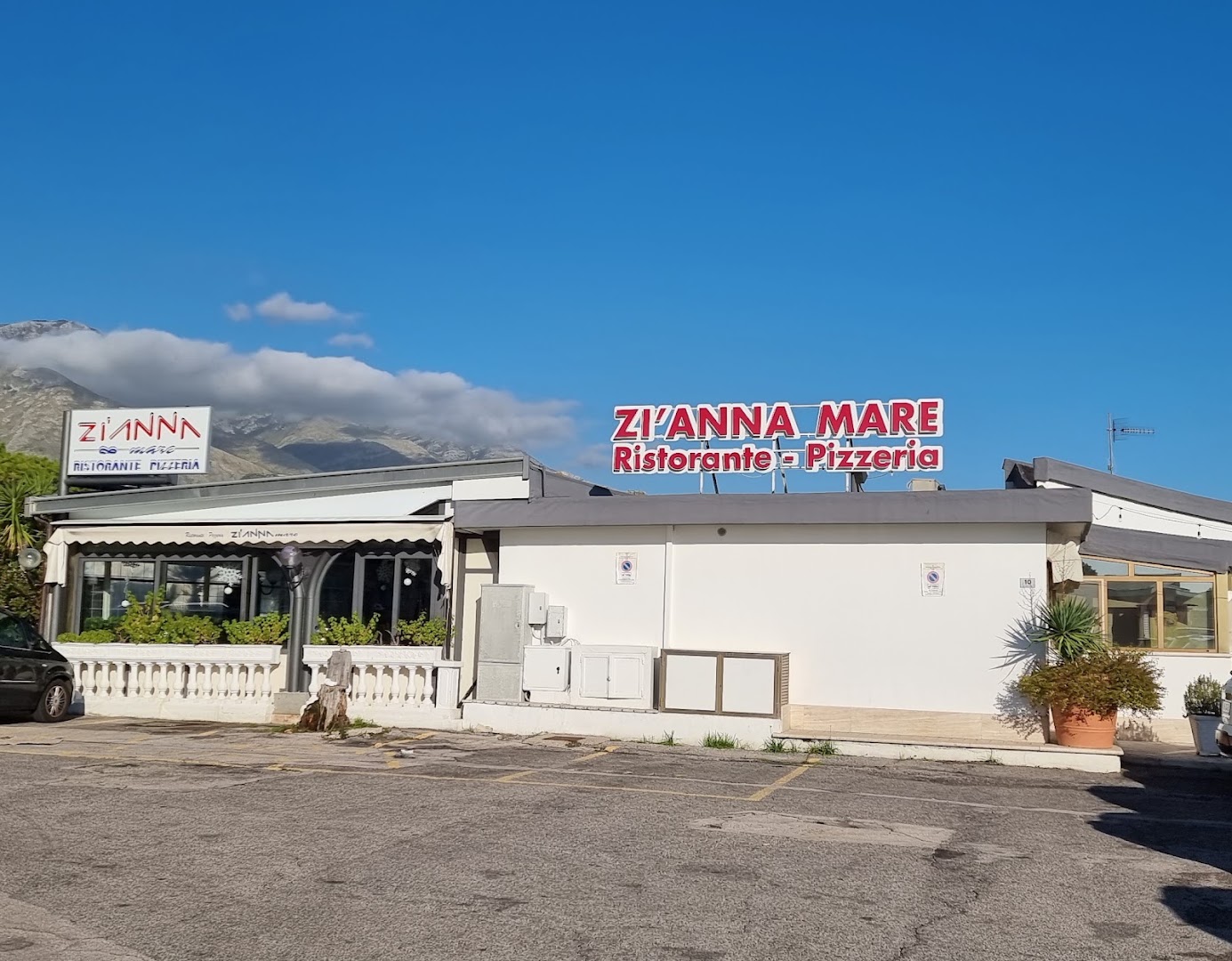 Zi' Anna Mare Formia, Formia