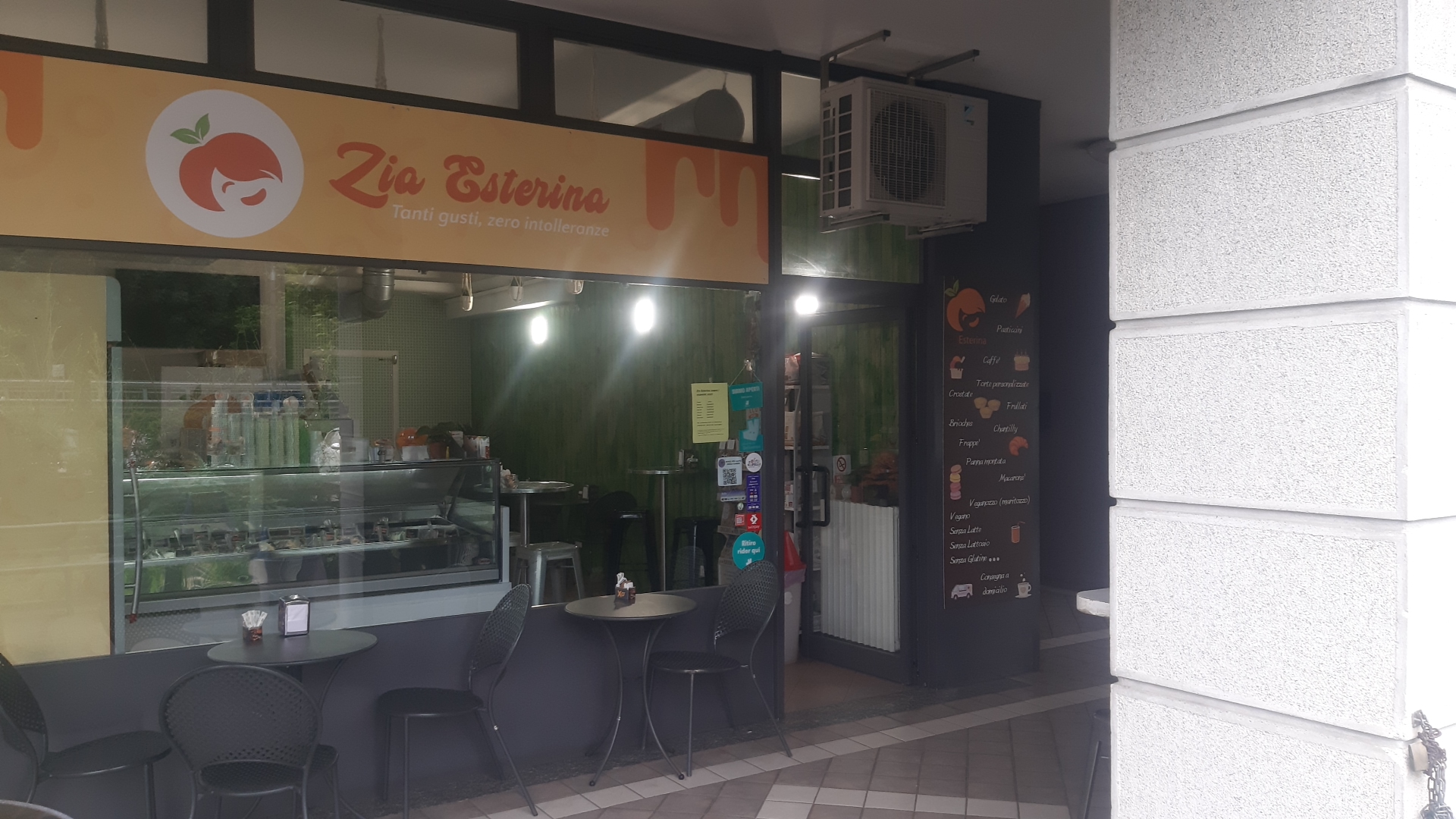 Zia Esterina Pasticceria e Gelateria senza lattosio e senza glutine e senza latte e senza uovo