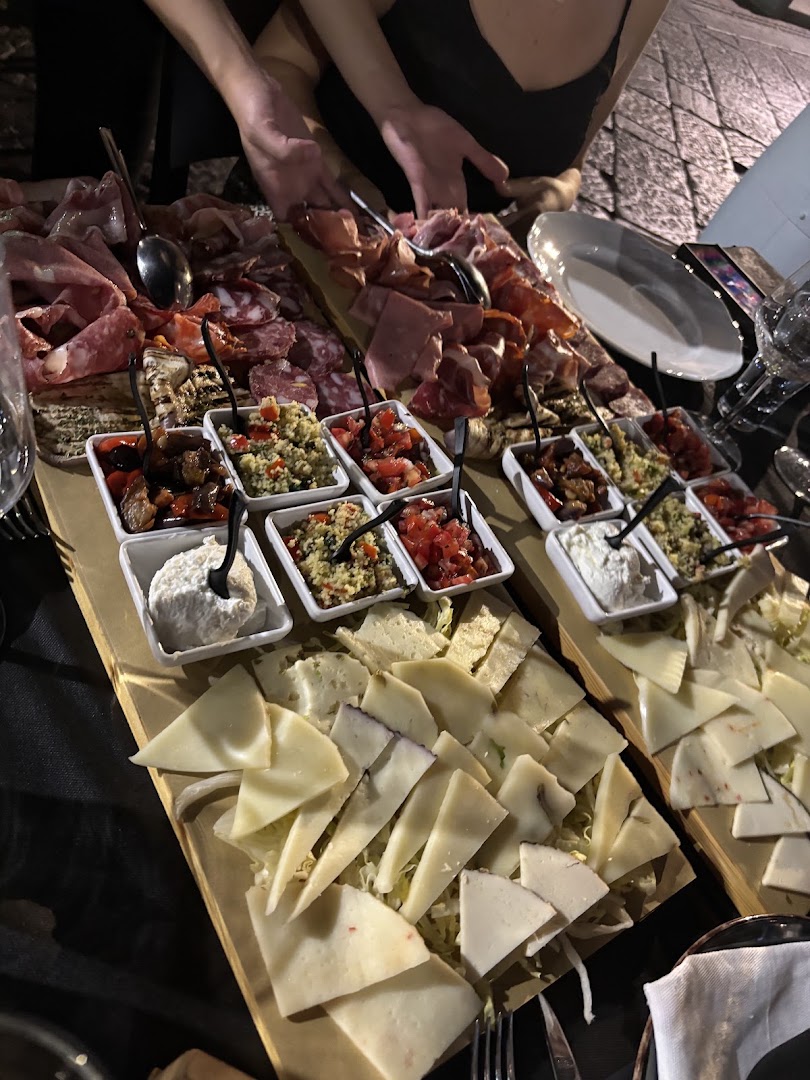 Zibibbu Lusso Siciliano | Risto-Enoteca | Drink Shop | Aperitivo, Riposto