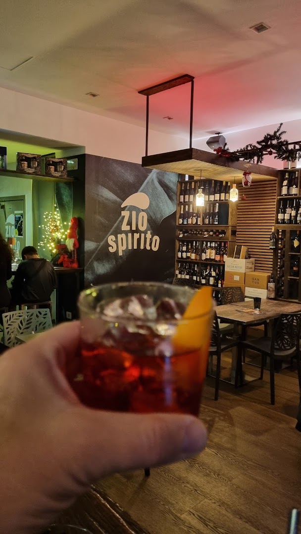 Zio Spirito, Arco