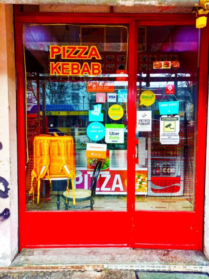 Zoraiz Sport Chicken Pizza kebab
