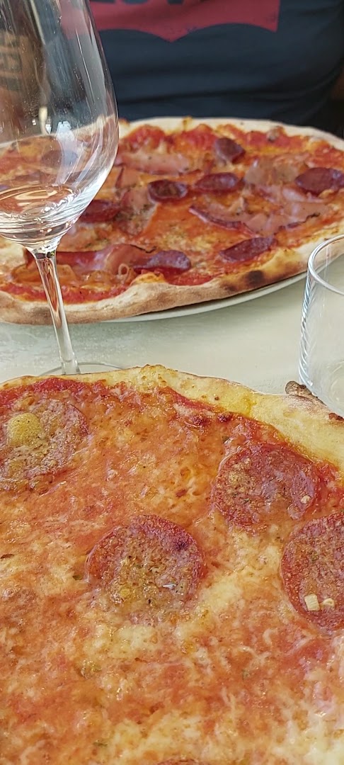 Zum Woscht - Restaurant Pizzeria