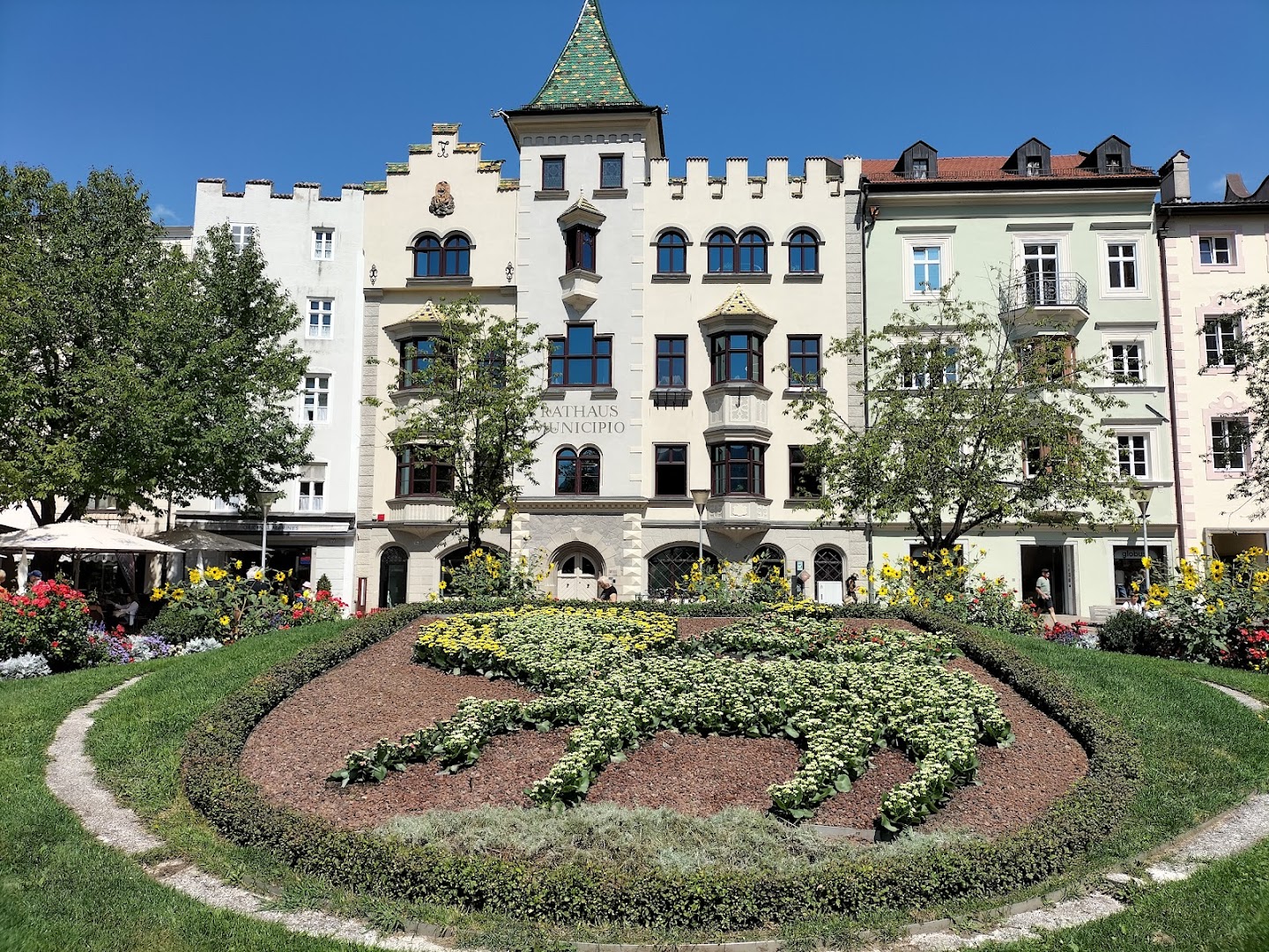 Zur Hofburg